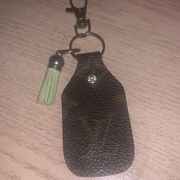 Accessories - Upcycled keychain from a purse